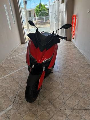 YAMAHA XMAX ABS 